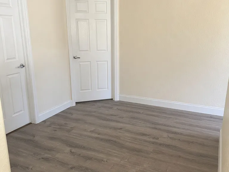 17581 Holly Oak Ave — Photo 6