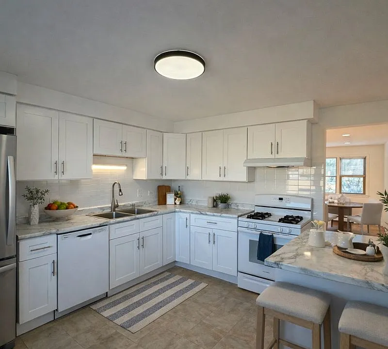3913 N Central Ave #2B