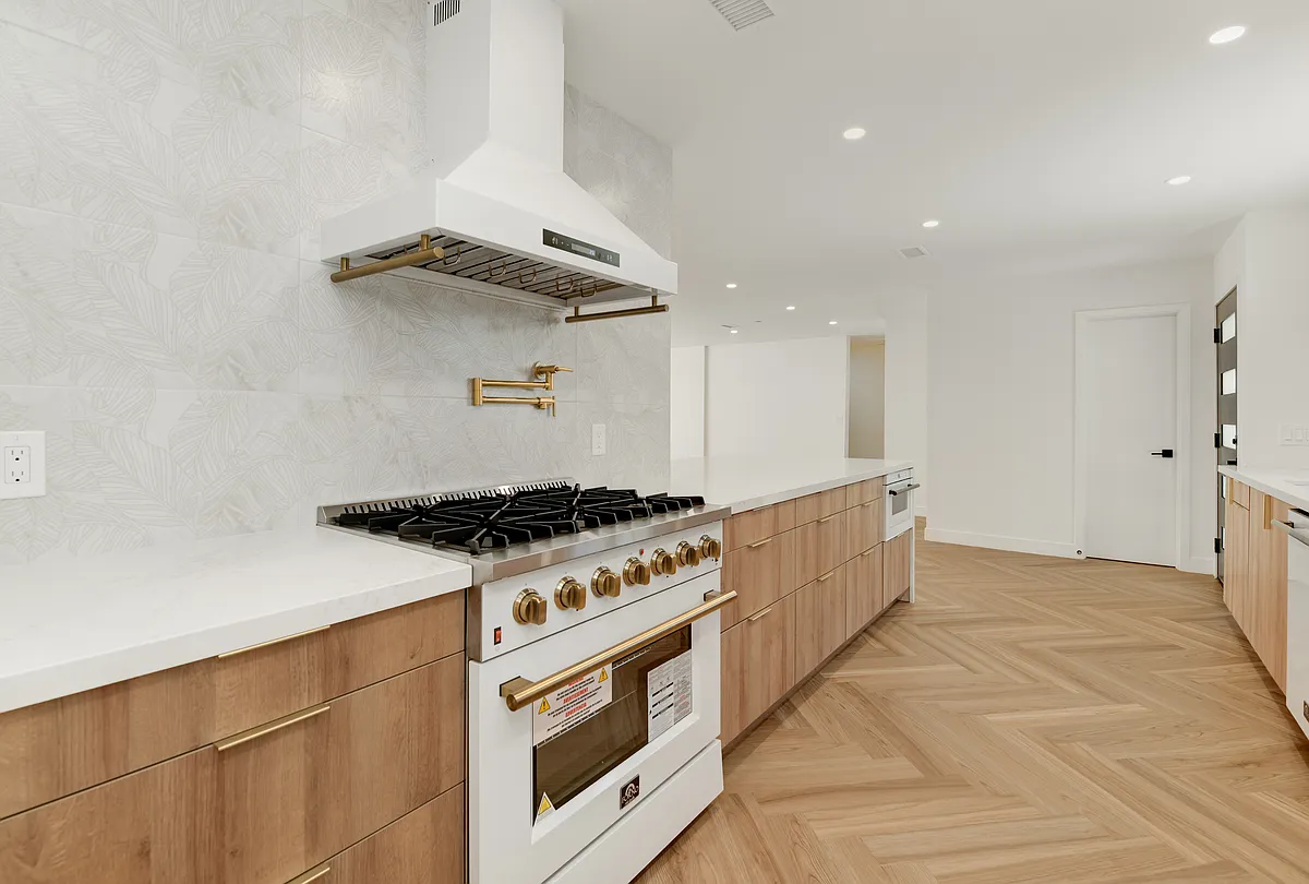 Building Photo - 4894 Mount Elbrus Dr
