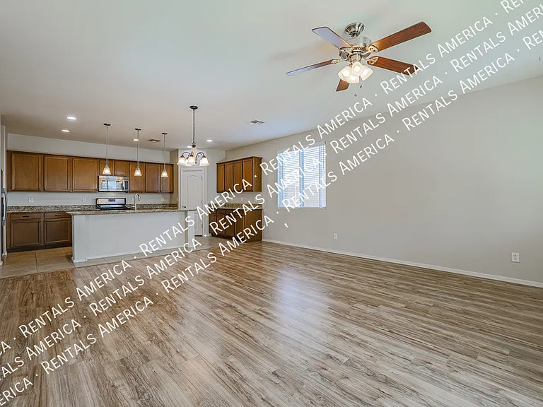 23664 S 209th Ct — Photo 4