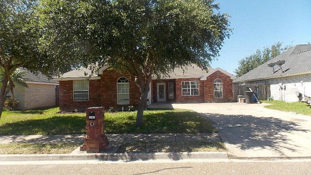 1st image of 3217 Iris Ave