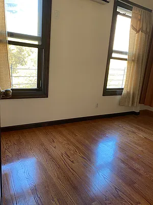 Rented by Winzone Realty Inc | media 6