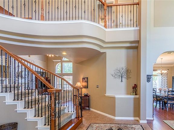 4th image of 2954 James Parker Ln