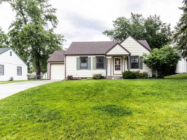 680 S 44th St, Lincoln, NE 68510