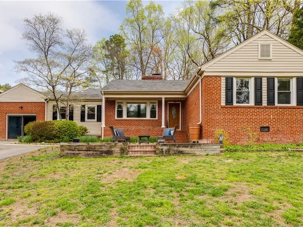 1435 Spring Grove Dr, Richmond, VA 23225