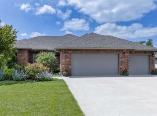 2207 S Duncan St, Newton, KS 67114