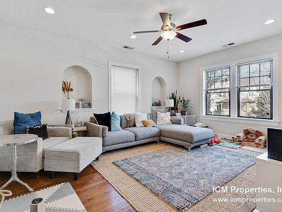 2nd image of 4633 N Wolcott Ave #1