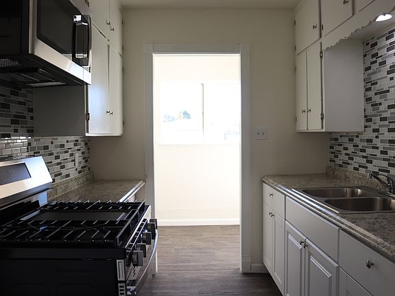 5th image of 411 N Burton St