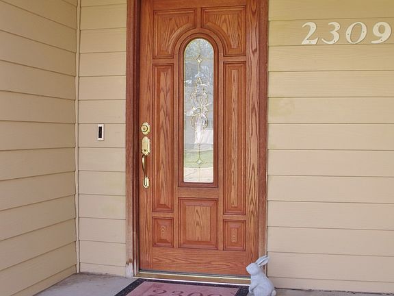 3rd image of 2309 King St