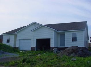 409 Hamlett Dr W, Mount Sterling, KY 40353