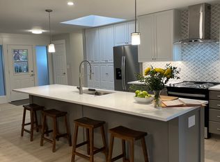 875 Roxwood Ln APT B, Boulder, CO 80303