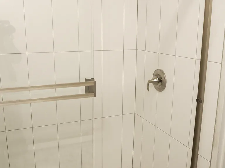Drexeline Apartments — Photo 25