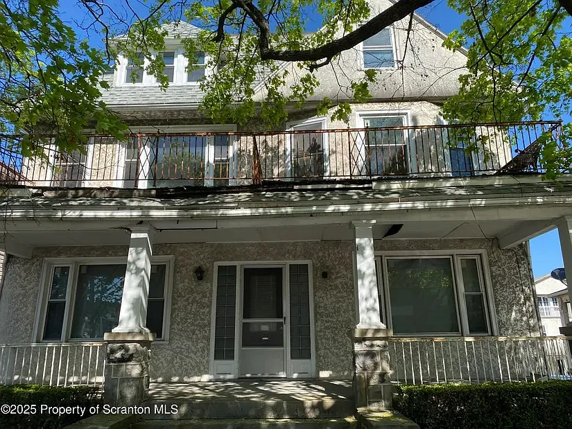 1311-1313 Wyoming Ave #2R