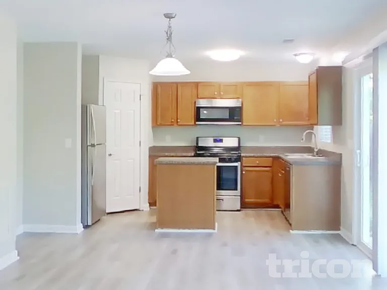 4065 Alicia Ln — Photo 5
