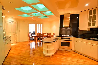 Rented by Smart City Real Estate LLC