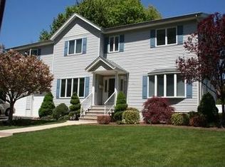 235 New Bridge Rd, New Milford, NJ 07646