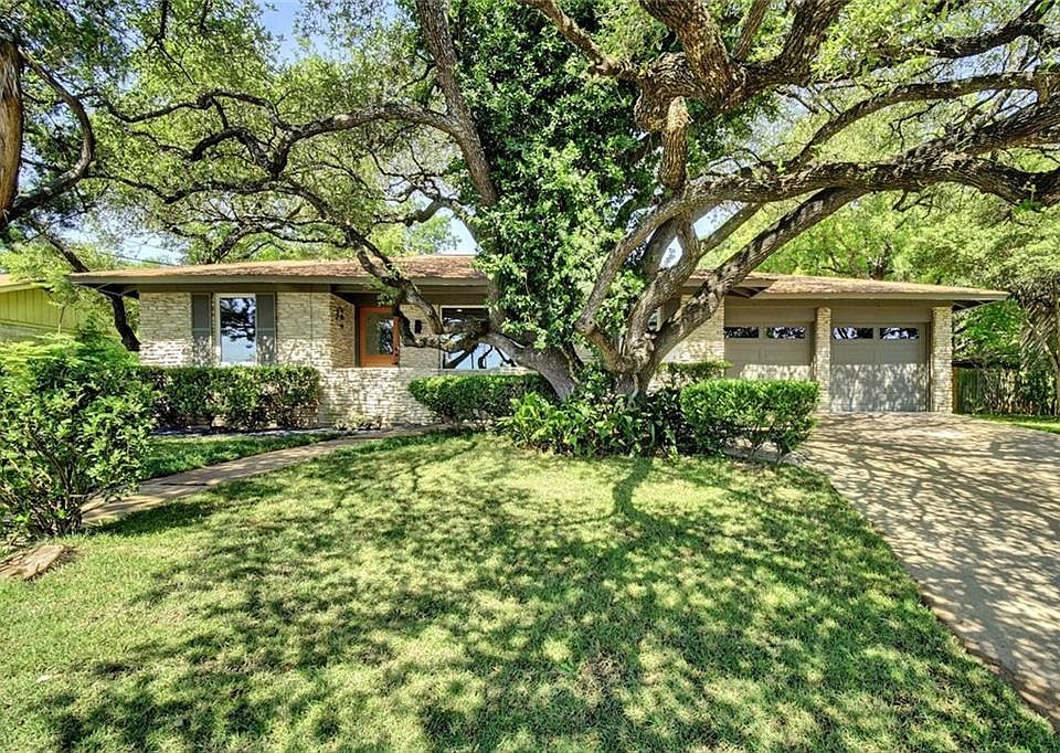 1st image of 11402 Titian Dr