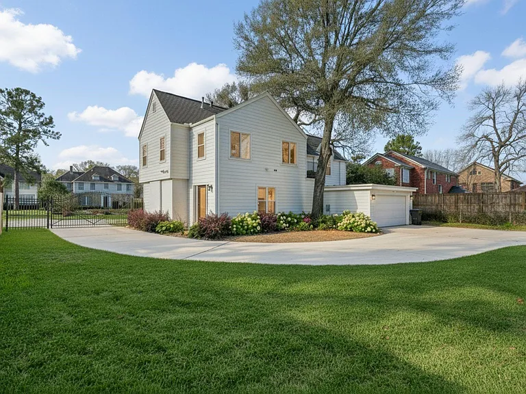 3415 Southmore Blvd — Photo 33