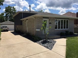 6725 W 112th St, Worth, IL