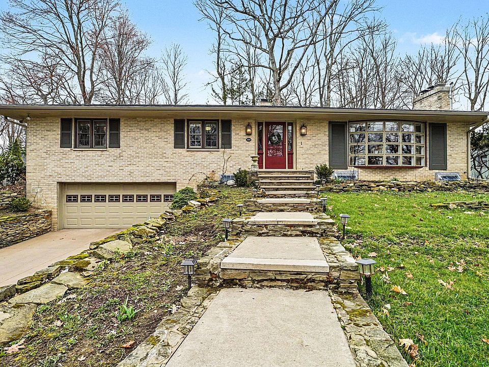 1st image of 612 Hill Rd