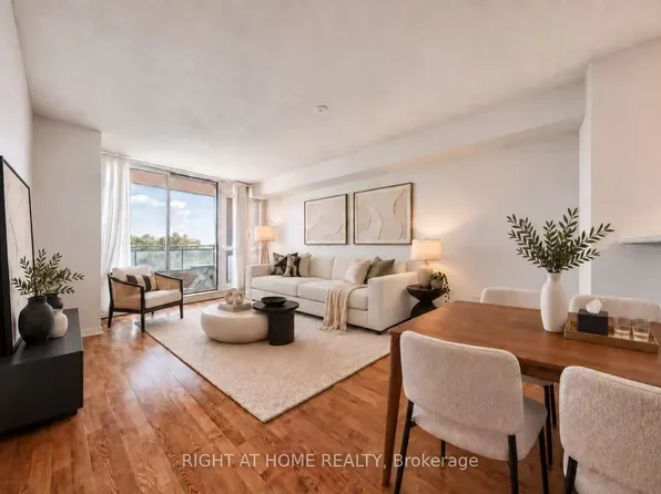 28 Pemberton Ave #706, Toronto, ON M2M 4L1