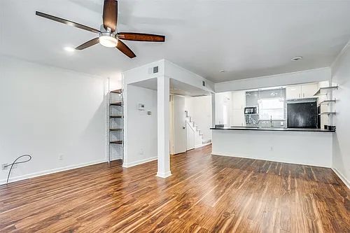 4208 Bowser Ave #I Photo 1