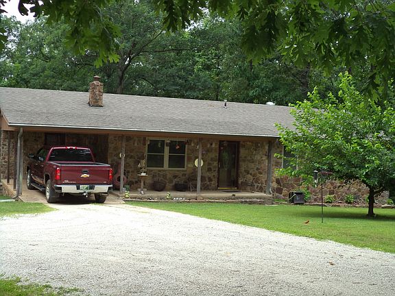 2nd image of 395 Webb Acres Dr