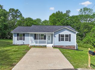 211 Saint Catherine Ct, Columbia, TN 38401