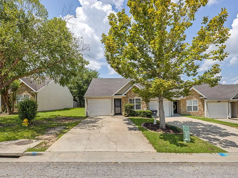 435 Northrop Pl — Photo 3