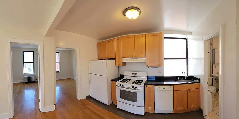 Rented by Corcoran | media 15