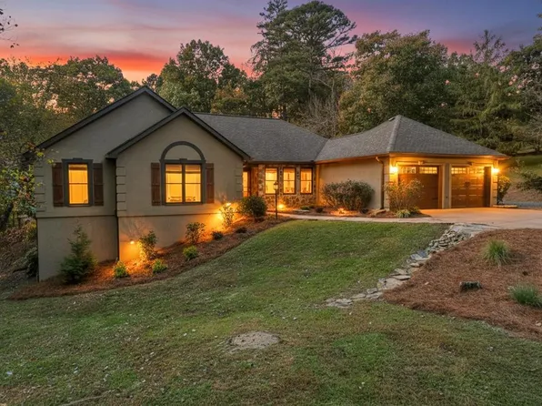 276 Westwoods Dr, Ellijay, GA 30540