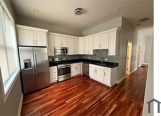 5528 S Carpenter St #2 — Photo 4