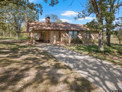 302 Smith St, Naples, TX, 75568