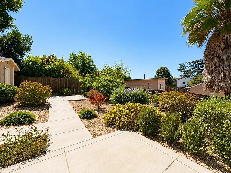 38034 Stenhammer Dr — Photo 10