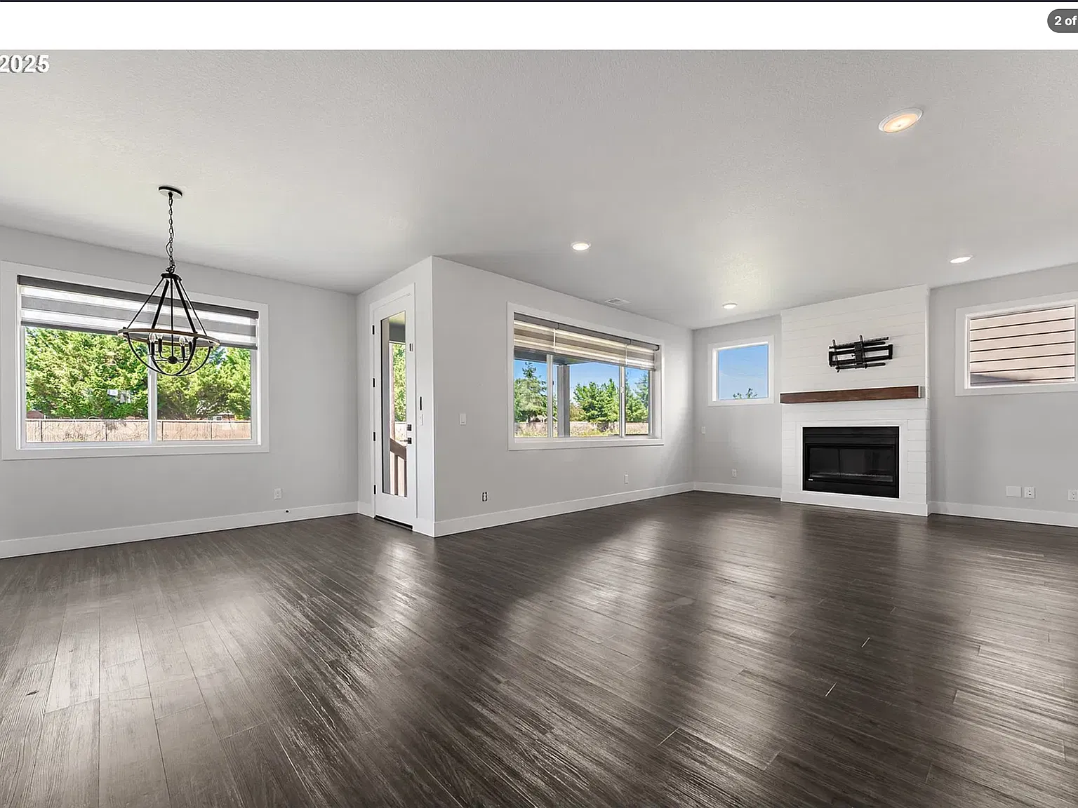 5 bed, 2932 sqft, $3,600 — Photo 2