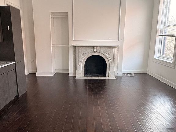 2nd image of 917 Saint Paul St APT 5