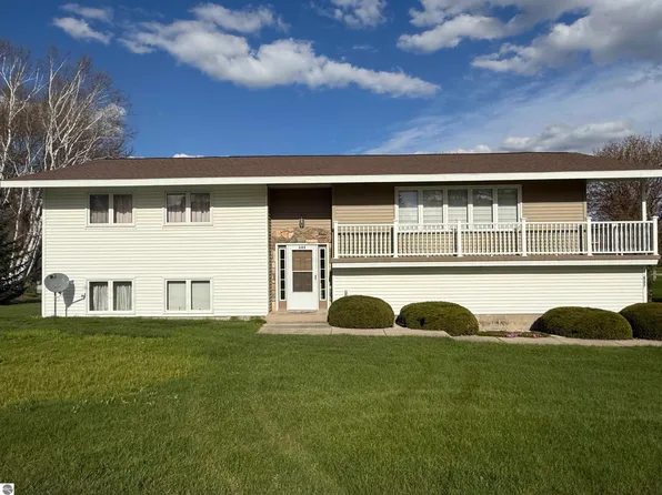 245 Sabina St, Mc Bain, MI 49657