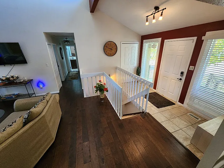 5541 Country Heights Dr — Photo 5