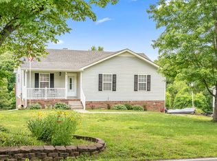 3495 John Taylor Rd, Woodlawn, TN 37191