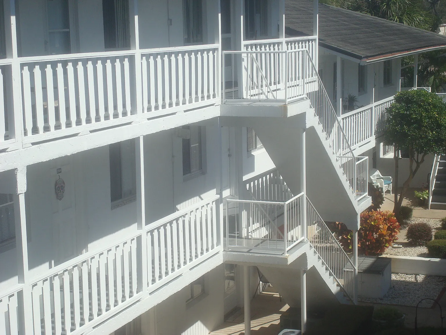 2 bed, 864 sqft, $1,300 — Photo 3