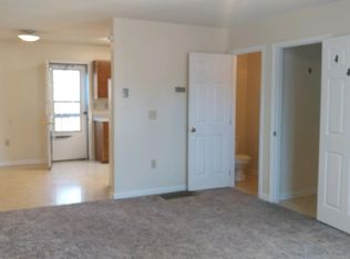 1008 Quality Cir APT 5, Gray, TN 37615