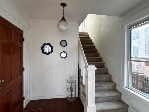 2120 Mountain View Ter SW #B, Roanoke, VA 24015