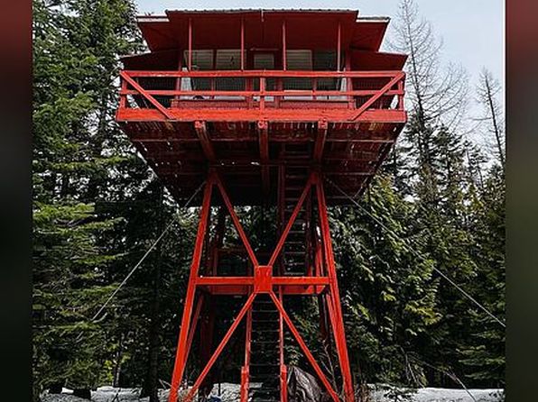 3697 Crystal Peak Rd