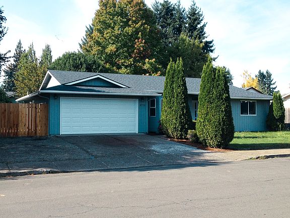 3rd image of 3775 Woodward Ct NE