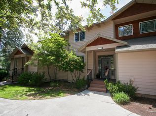 5085 Falcon Dr, Klamath Falls, OR 97601