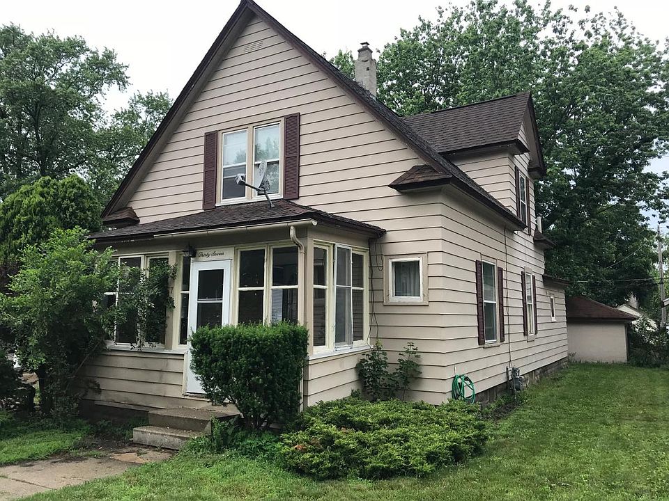 2nd image of 37 E 22nd St