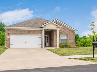 631 Fredericksburg Dr, Gallatin, TN 37066