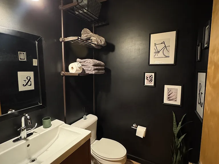 126 W Pike St #4 — Photo 9