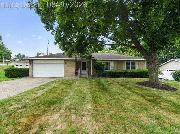 1195 56th St SW, Wyoming, MI 49509