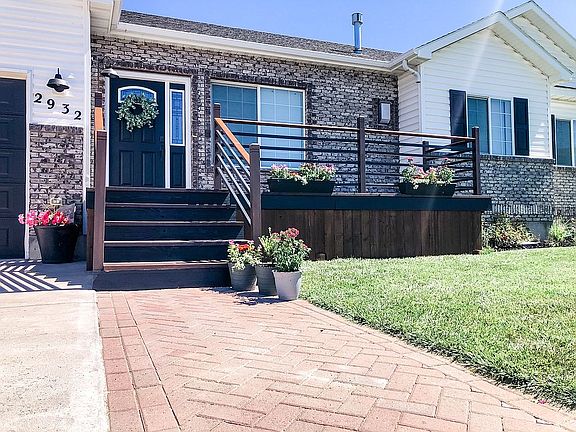 2nd image of 2932 N Midnight Blue Dr